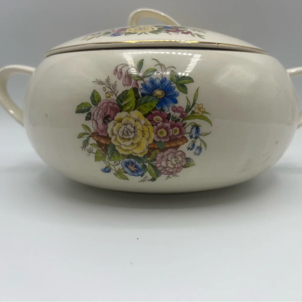 Vintage Covered Oval White With Florals Serving Dish With Lid Unmarked God Cond